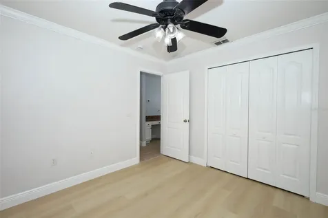 2106 The Oaks Boulevard Kissimmee FL 34746