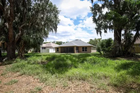 2106 The Oaks Boulevard Kissimmee FL 34746