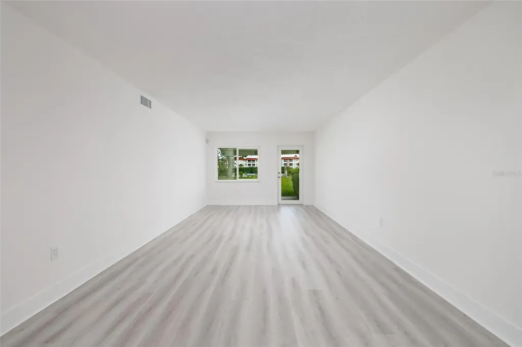 4550 Overlook Drive NE St Petersburg FL 33703