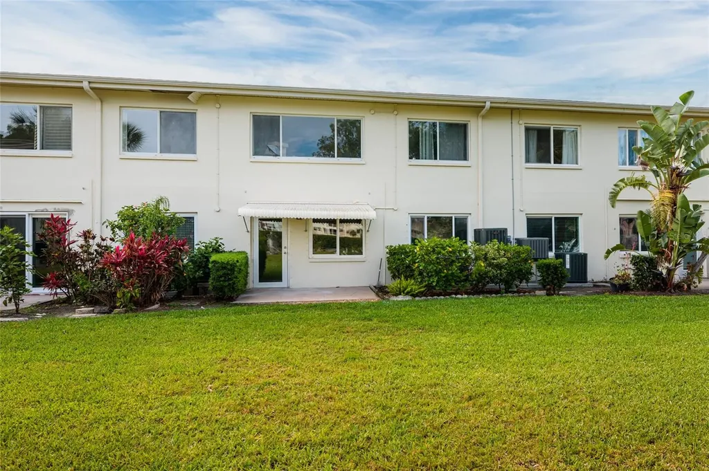 4550 Overlook Drive NE St Petersburg FL 33703
