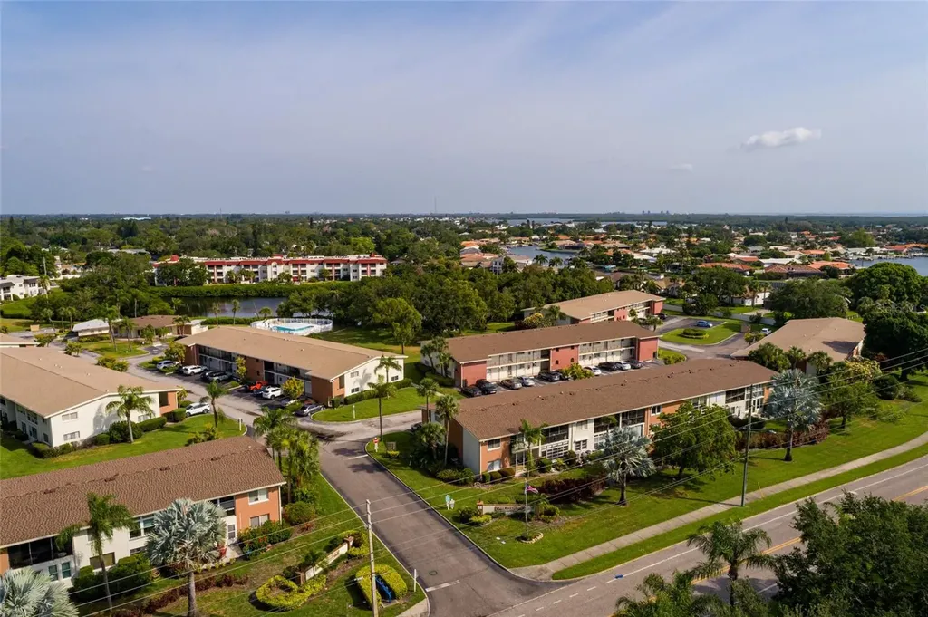 4550 Overlook Drive NE St Petersburg FL 33703