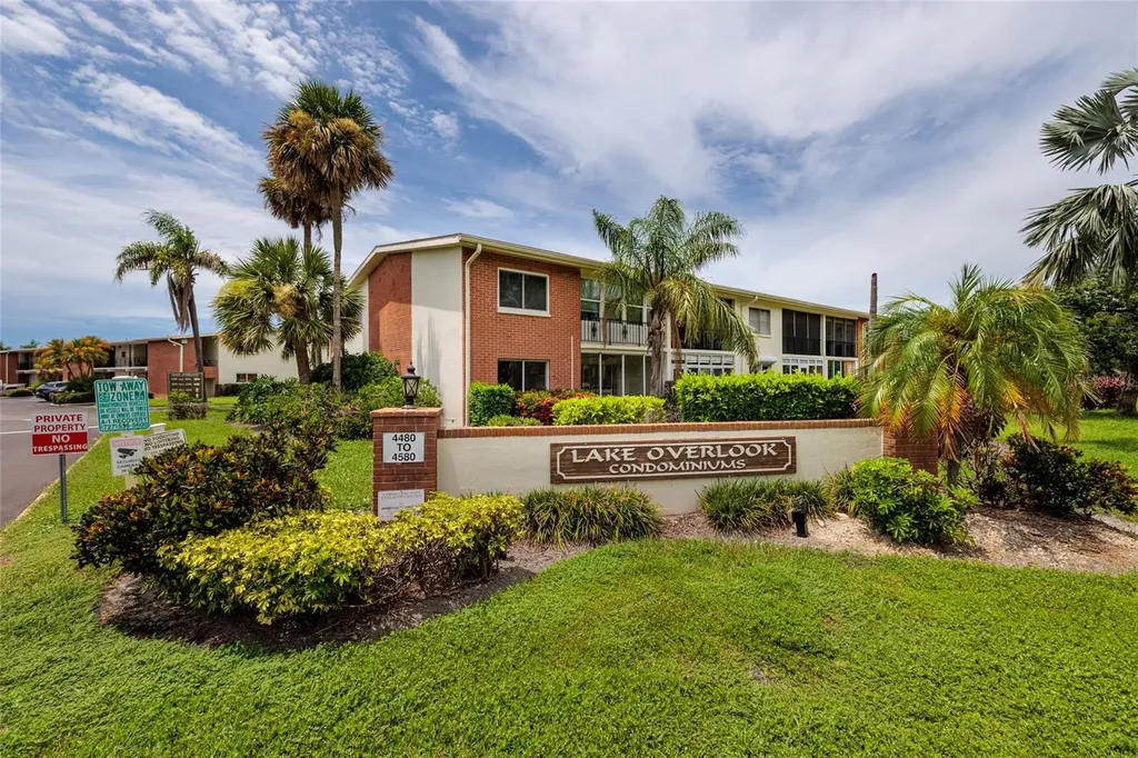 4550 Overlook Drive NE St Petersburg FL 33703