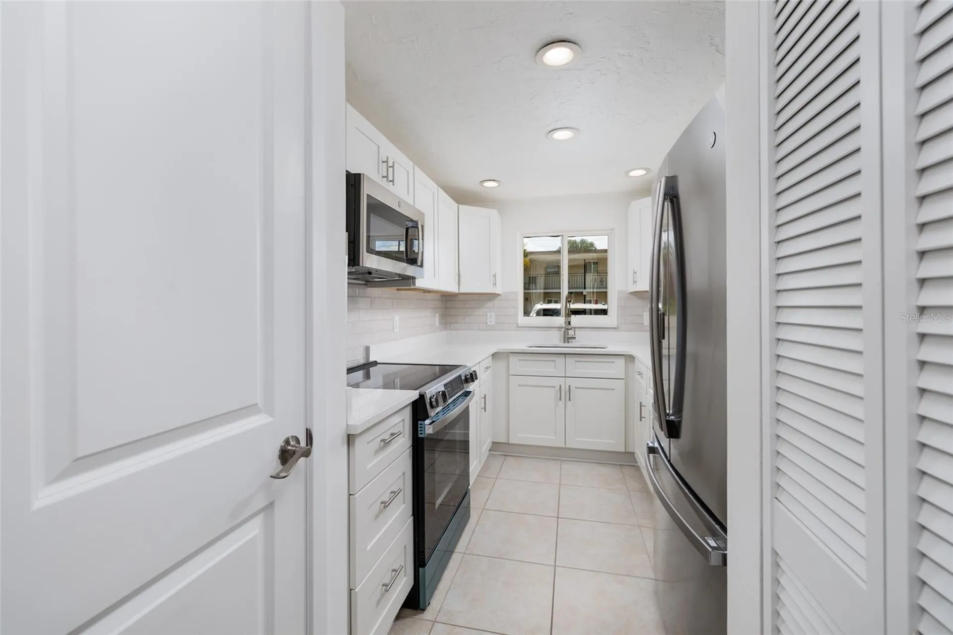 4550 Overlook Drive NE St Petersburg FL 33703