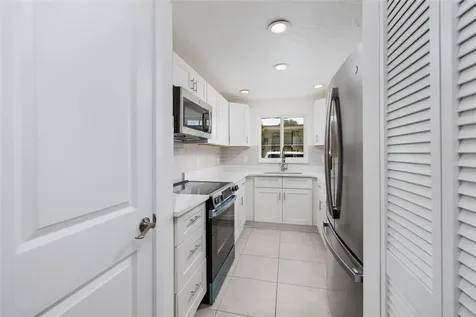 4550 Overlook Drive NE St Petersburg FL 33703