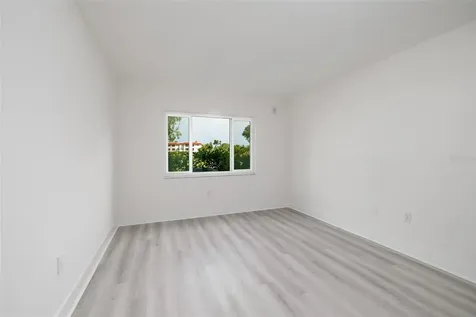 4550 Overlook Drive NE St Petersburg FL 33703