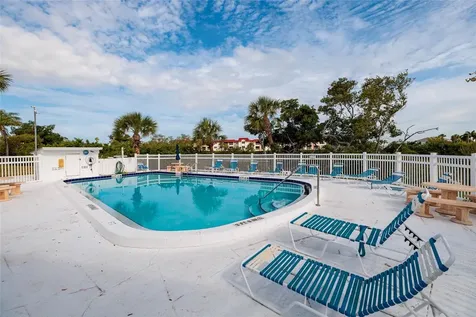 4550 Overlook Drive NE St Petersburg FL 33703