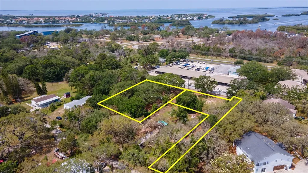 1810, 1814 Cemetery Road Holiday FL 34691