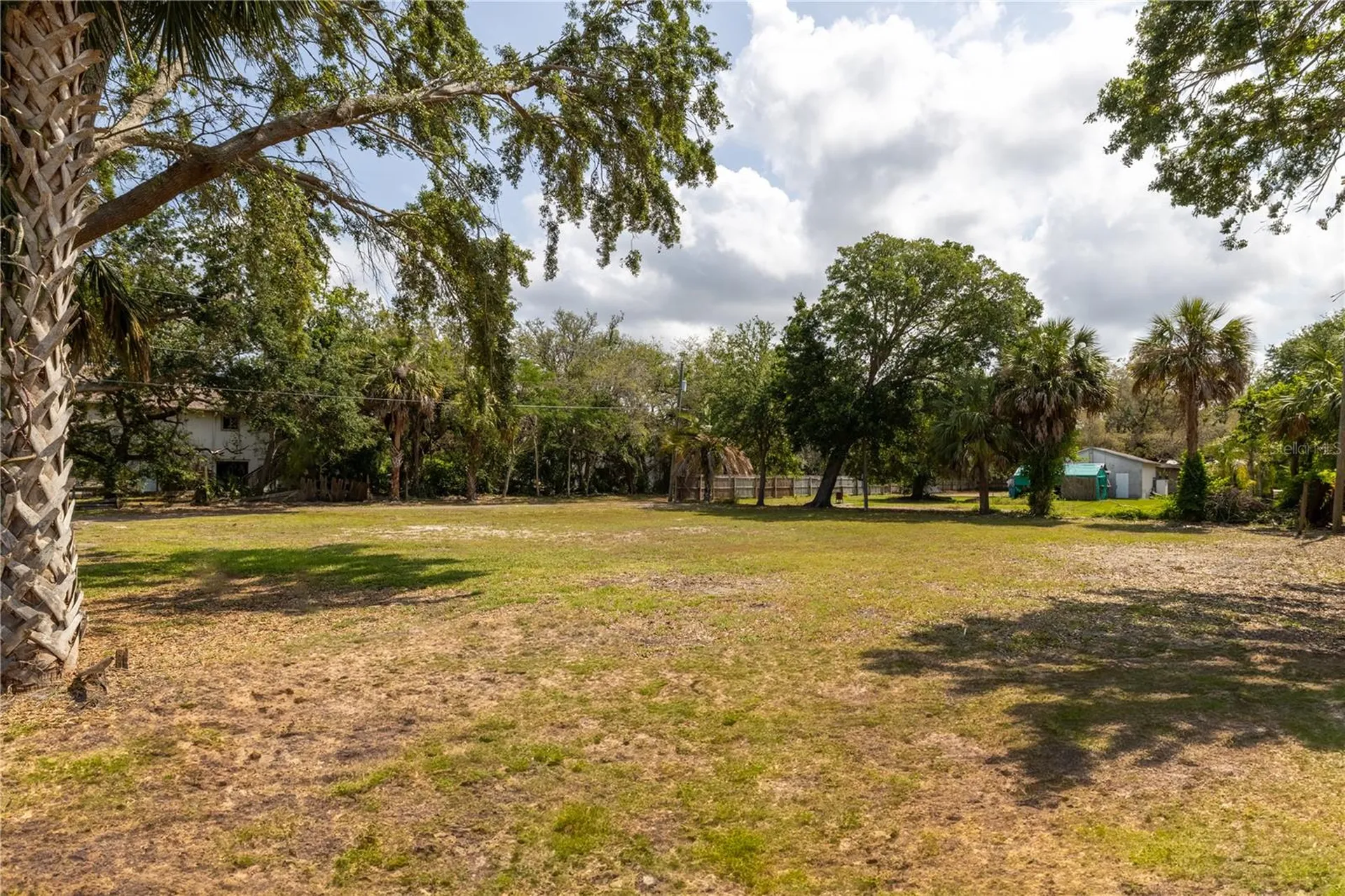 1810, 1814 Cemetery Road Holiday FL 34691