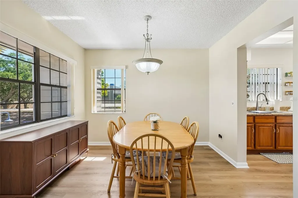 8727 Bardmoor Place Seminole FL 33777