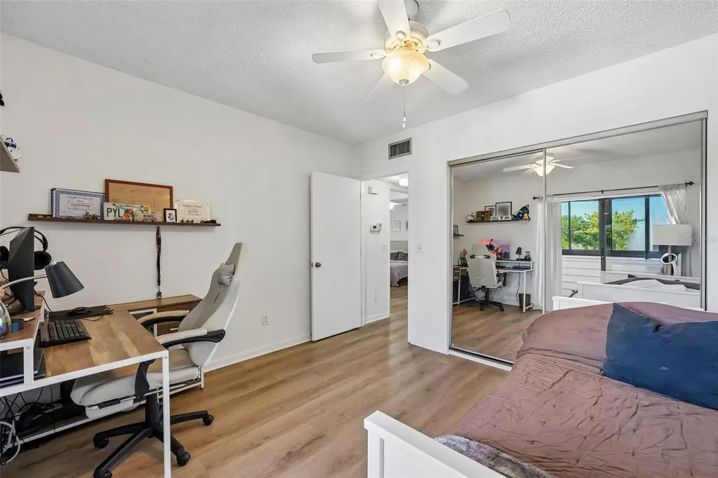 8727 Bardmoor Place Seminole FL 33777