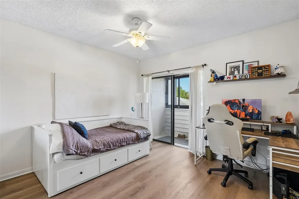 8727 Bardmoor Place Seminole FL 33777
