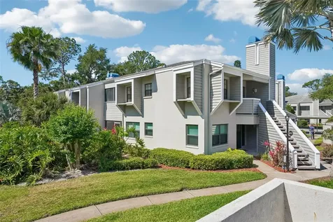 8727 Bardmoor Place Seminole FL 33777