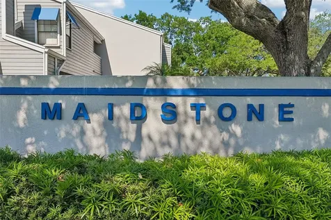 8727 Bardmoor Place Seminole FL 33777