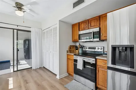 8727 Bardmoor Place Seminole FL 33777