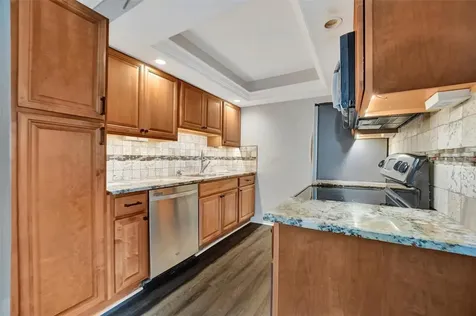 5800 Hollywood Boulevard Sarasota FL 34231