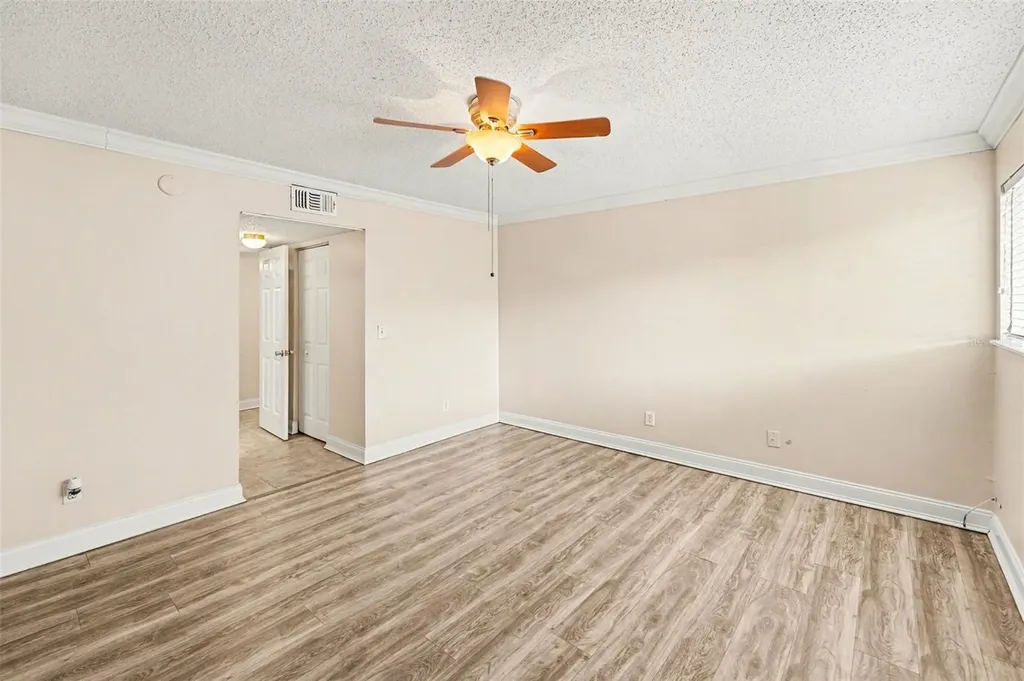 6334 Newtown Circle Tampa FL 33615