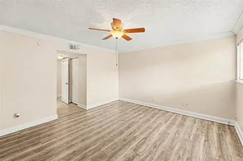 6334 Newtown Circle Tampa FL 33615