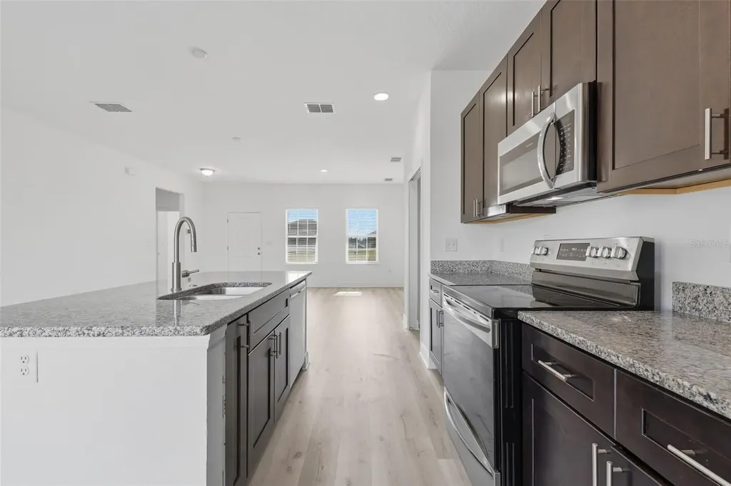 105 Cimarron Lane Kissimmee FL 34759