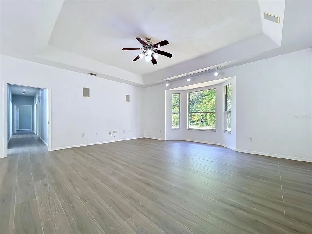 464 E Liberty Street Hernando FL 34442