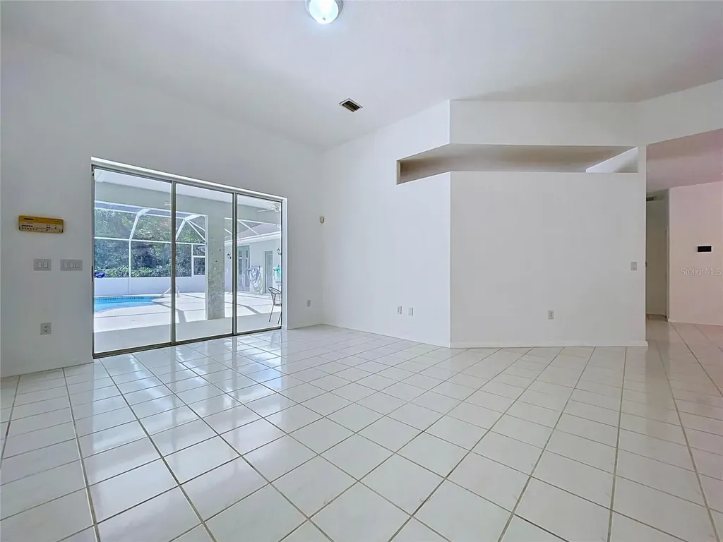 464 E Liberty Street Hernando FL 34442