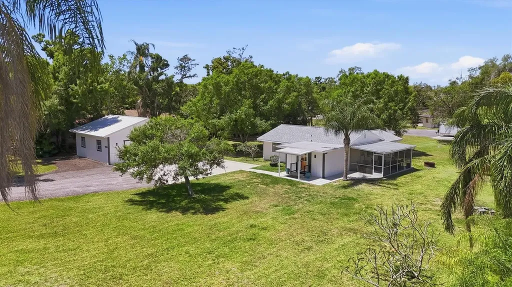 4300 Eastern Parkway Sarasota FL 34233
