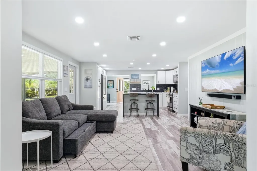 4300 Eastern Parkway Sarasota FL 34233