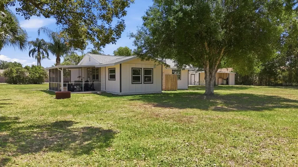 4300 Eastern Parkway Sarasota FL 34233