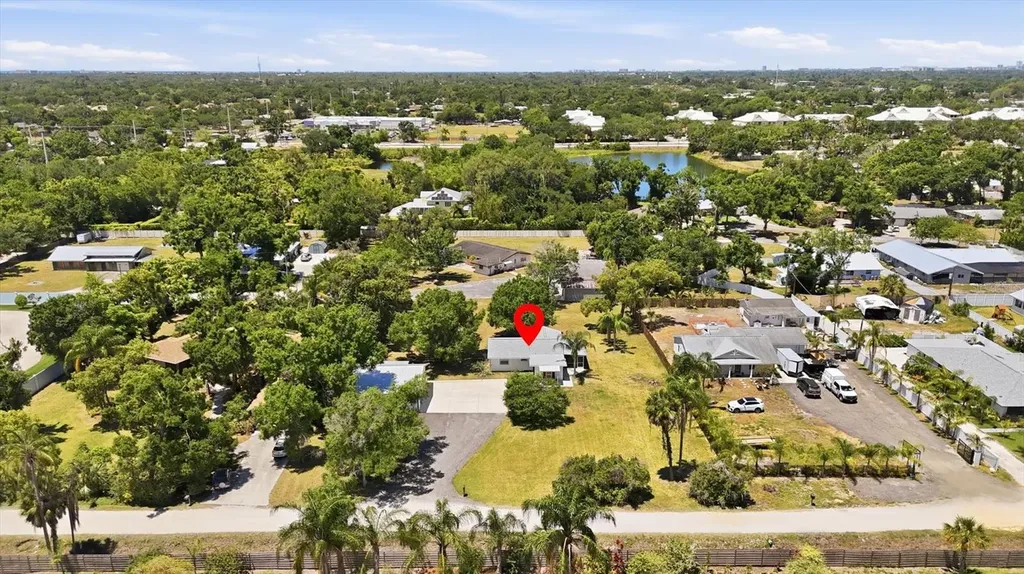 4300 Eastern Parkway Sarasota FL 34233