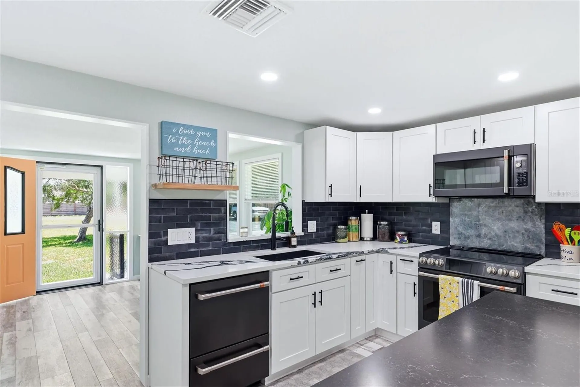 4300 Eastern Parkway Sarasota FL 34233
