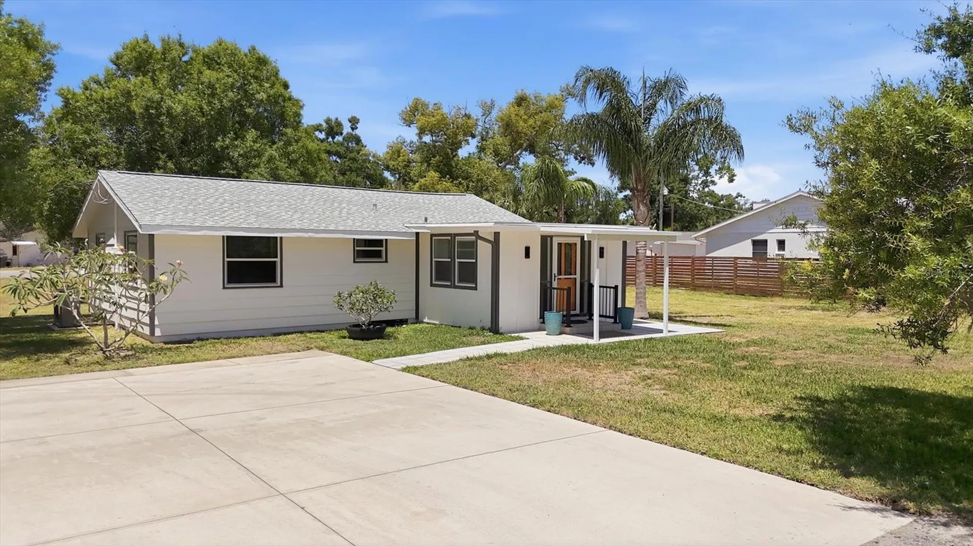 4300 Eastern Parkway Sarasota FL 34233
