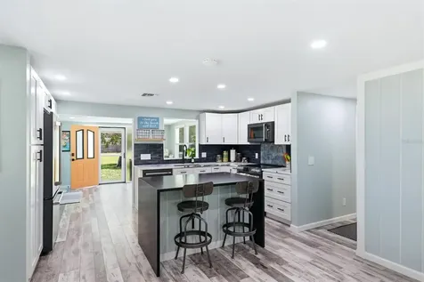 4300 Eastern Parkway Sarasota FL 34233