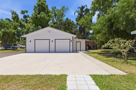 4300 Eastern Parkway Sarasota FL 34233