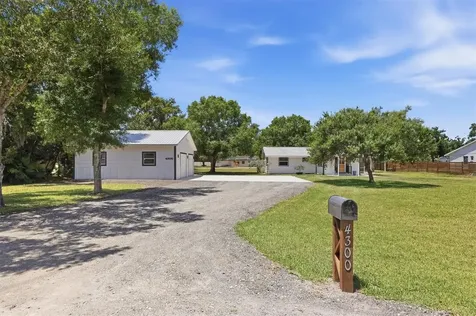 4300 Eastern Parkway Sarasota FL 34233