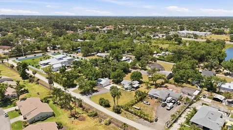 4300 Eastern Parkway Sarasota FL 34233
