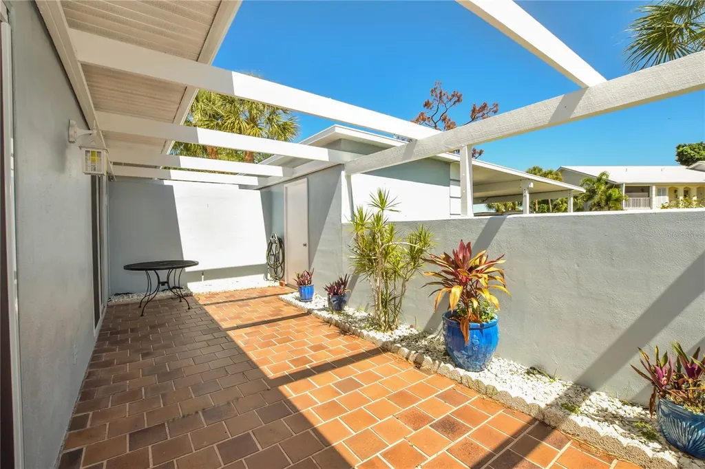418 Wexford Circle Venice FL 34293
