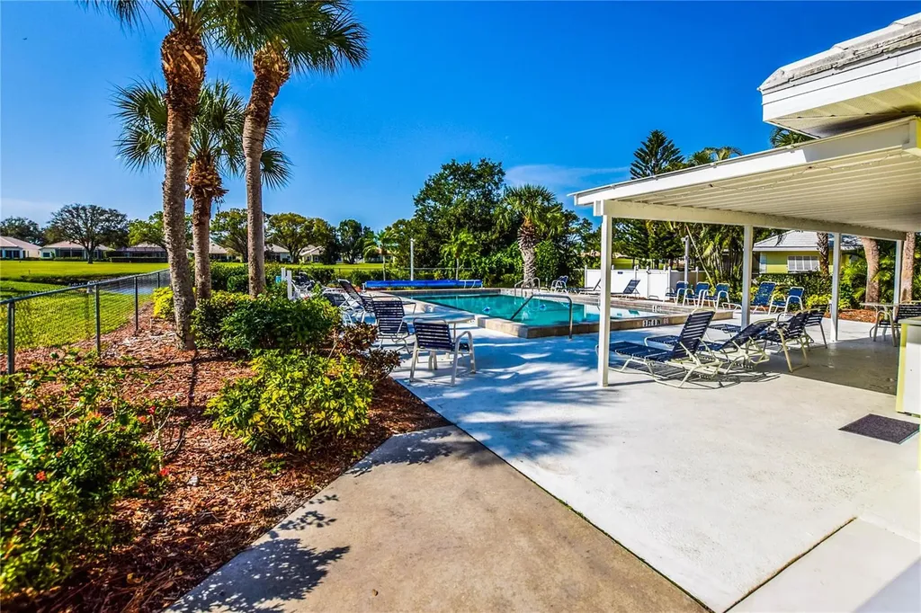 418 Wexford Circle Venice FL 34293