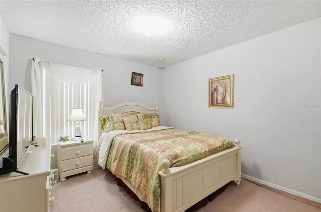 27 Inconnu Drive Kissimmee FL 34759
