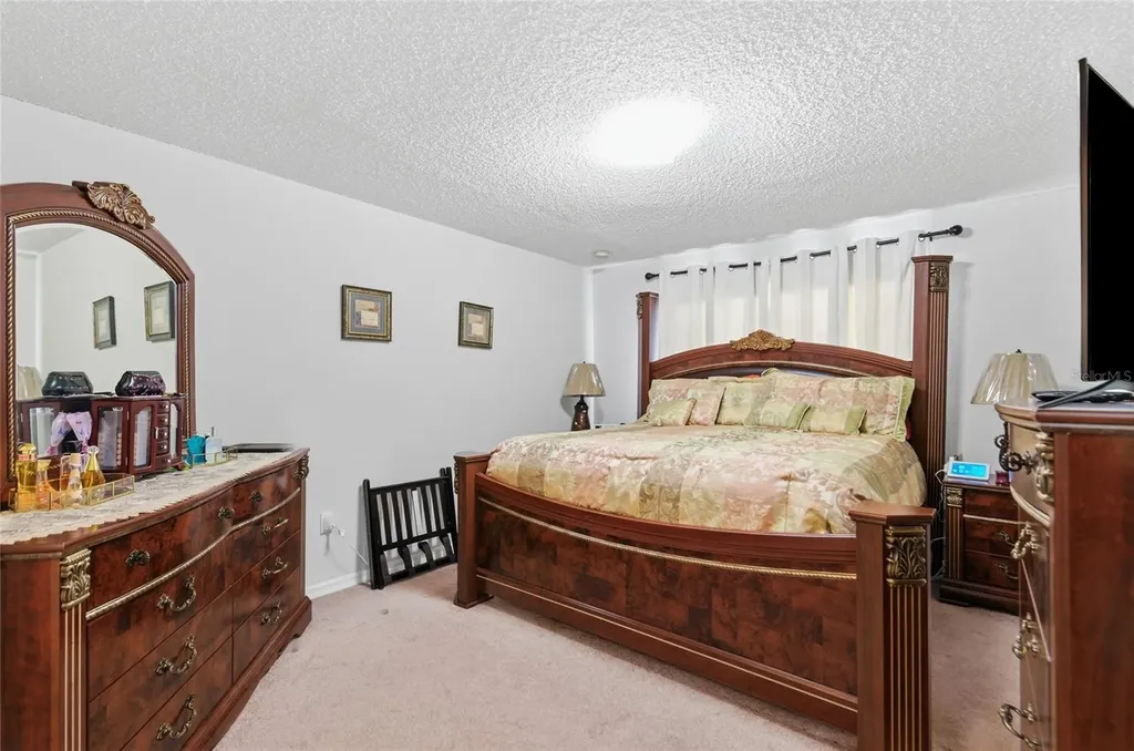 27 Inconnu Drive Kissimmee FL 34759