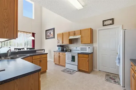 27 Inconnu Drive Kissimmee FL 34759