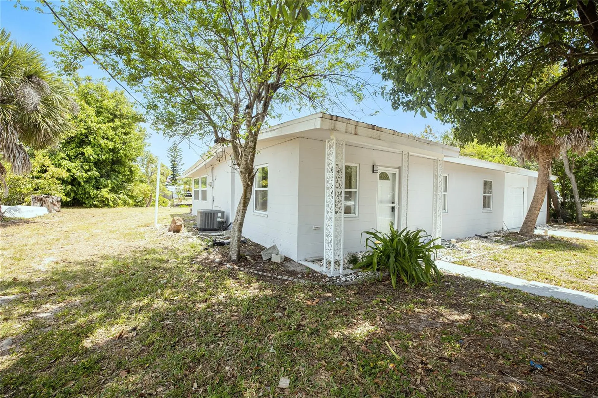 203 Waterway Circle NE Port Charlotte FL 33952