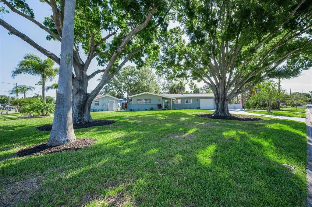 94 Nicholas Drive Dunedin FL 34698
