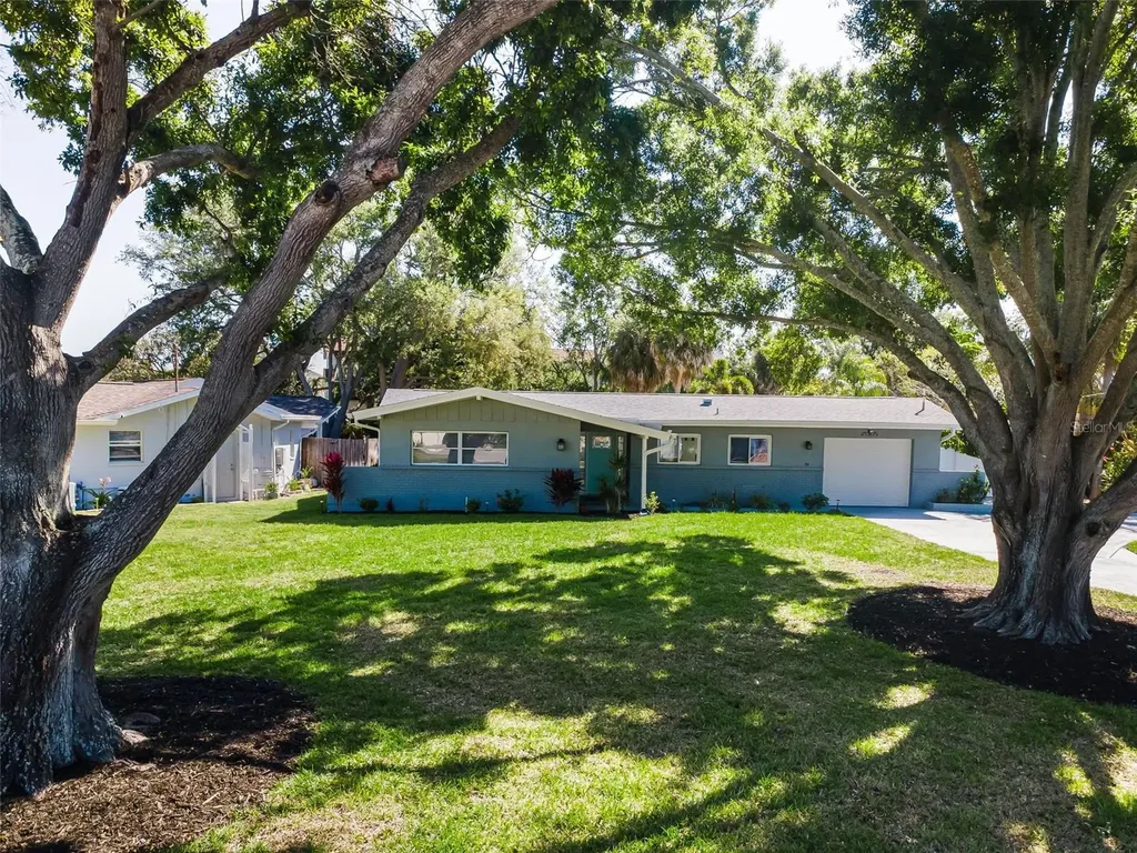 94 Nicholas Drive Dunedin FL 34698