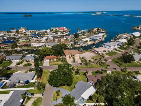 94 Nicholas Drive Dunedin FL 34698