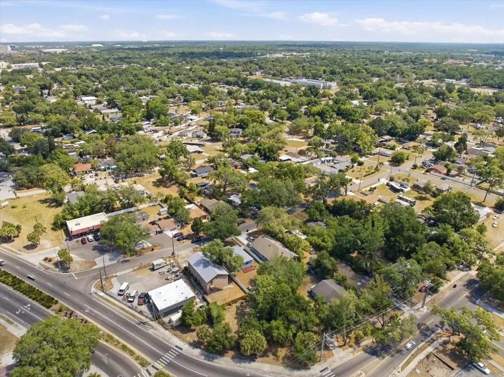 4007 E Miller Avenue Tampa FL 33617