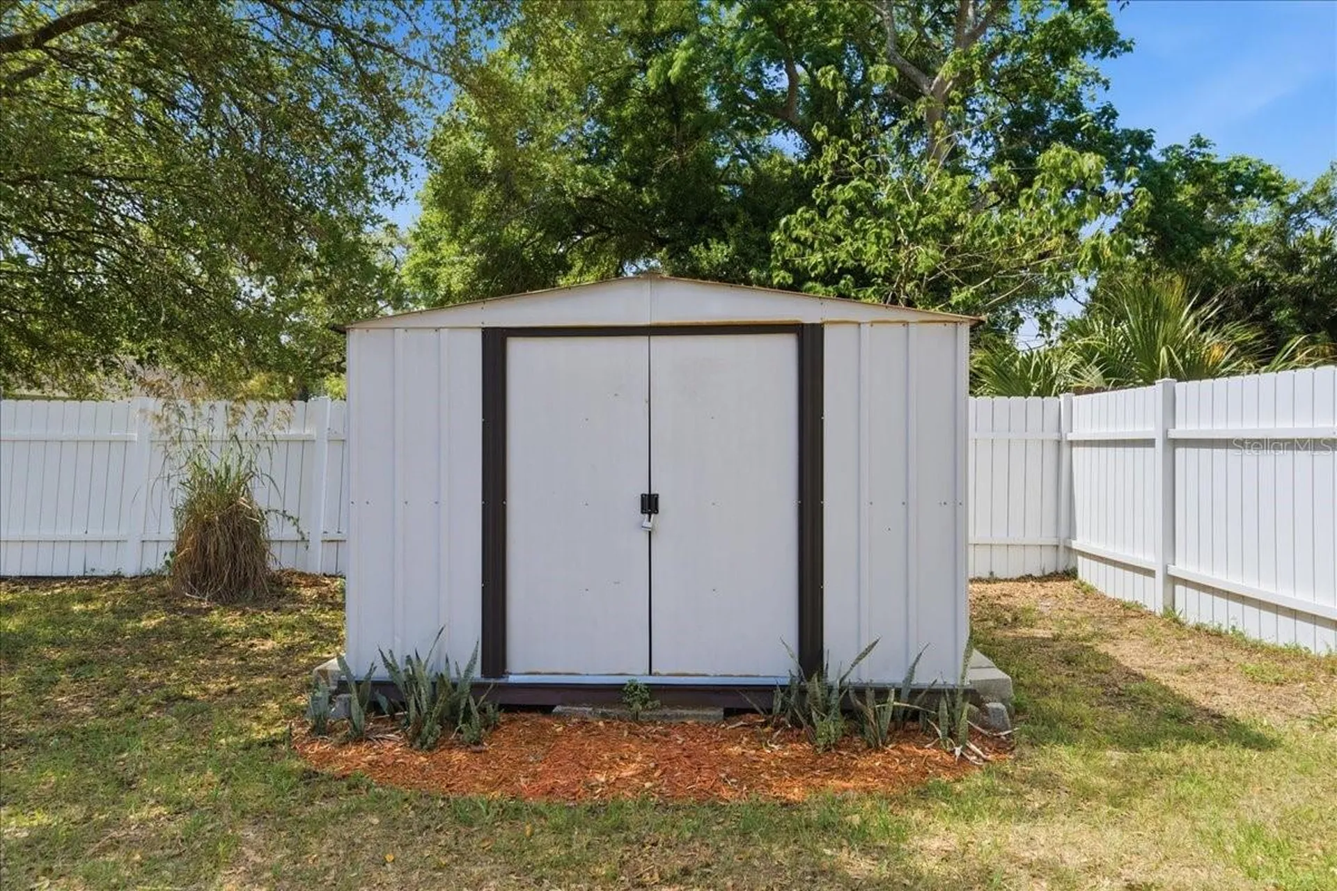 4007 E Miller Avenue Tampa FL 33617