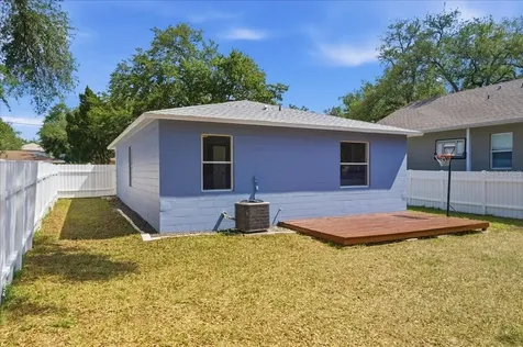 4007 E Miller Avenue Tampa FL 33617