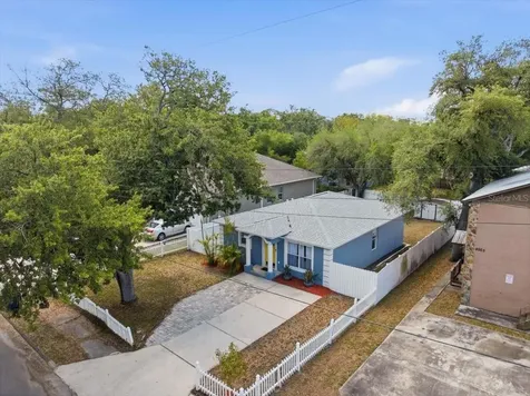 4007 E Miller Avenue Tampa FL 33617