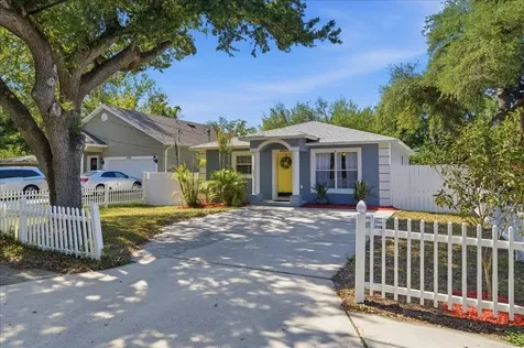 4007 E Miller Avenue Tampa FL 33617