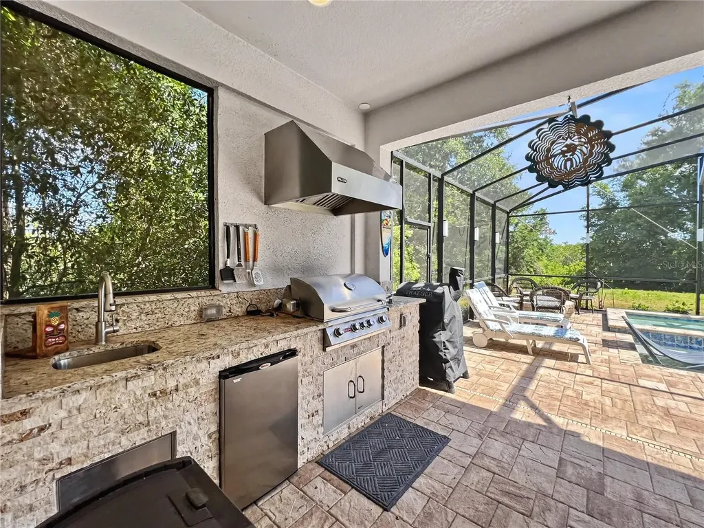 2216 Limestone Trail Kissimmee FL 34747