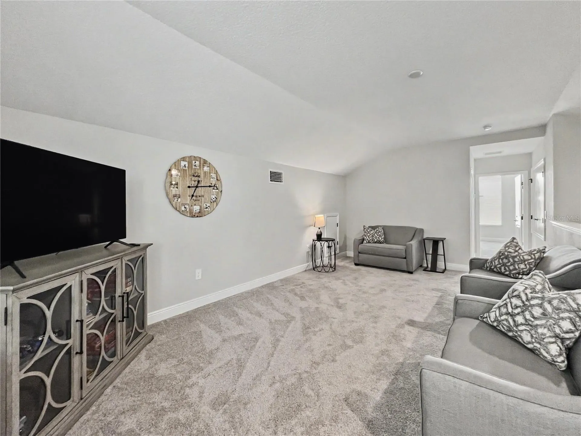 2216 Limestone Trail Kissimmee FL 34747